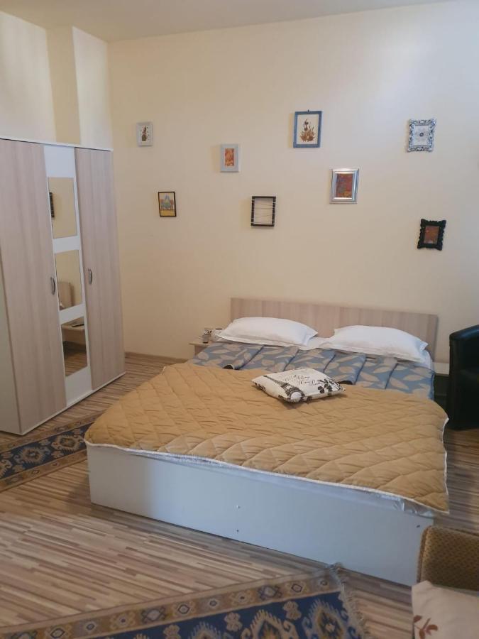 Отель Relax Haus Хунедоара Экстерьер фото